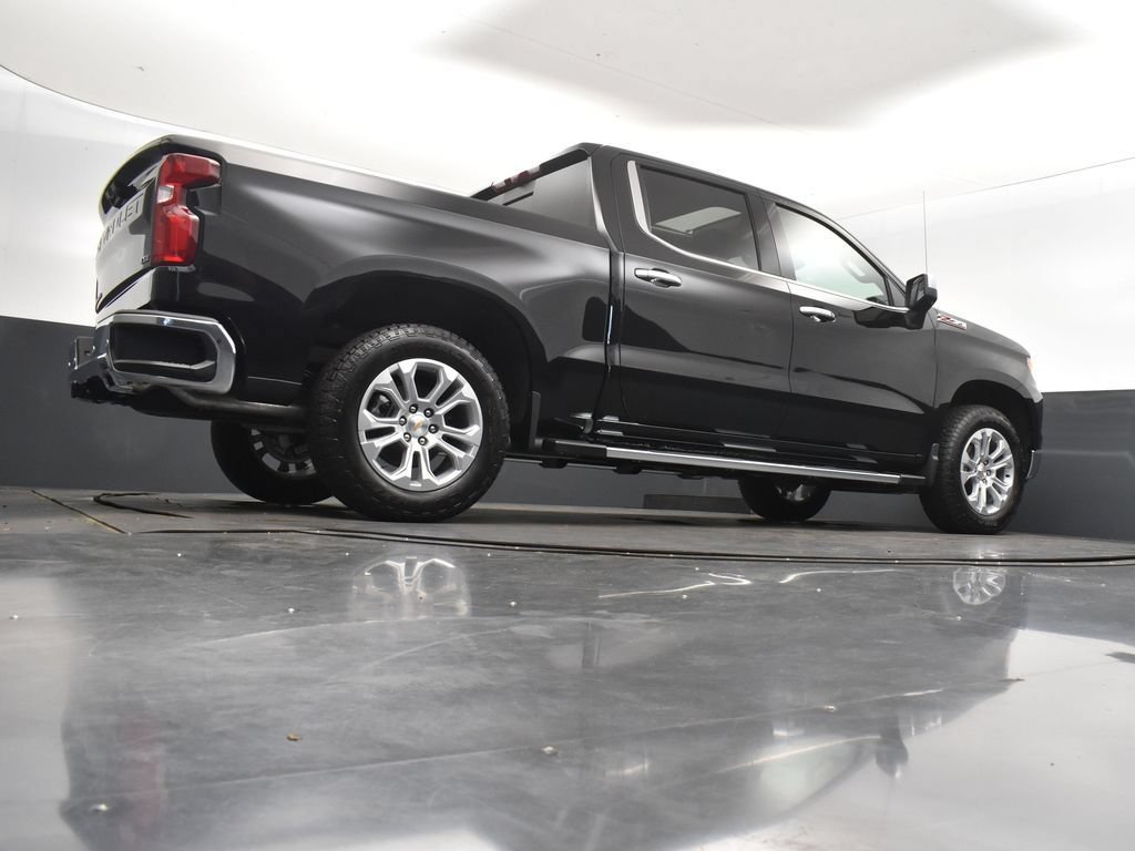 Used 2026 Chevrolet Silverado 1500 LTZ w/ LTZ Premium Package AWD/4WD image 47