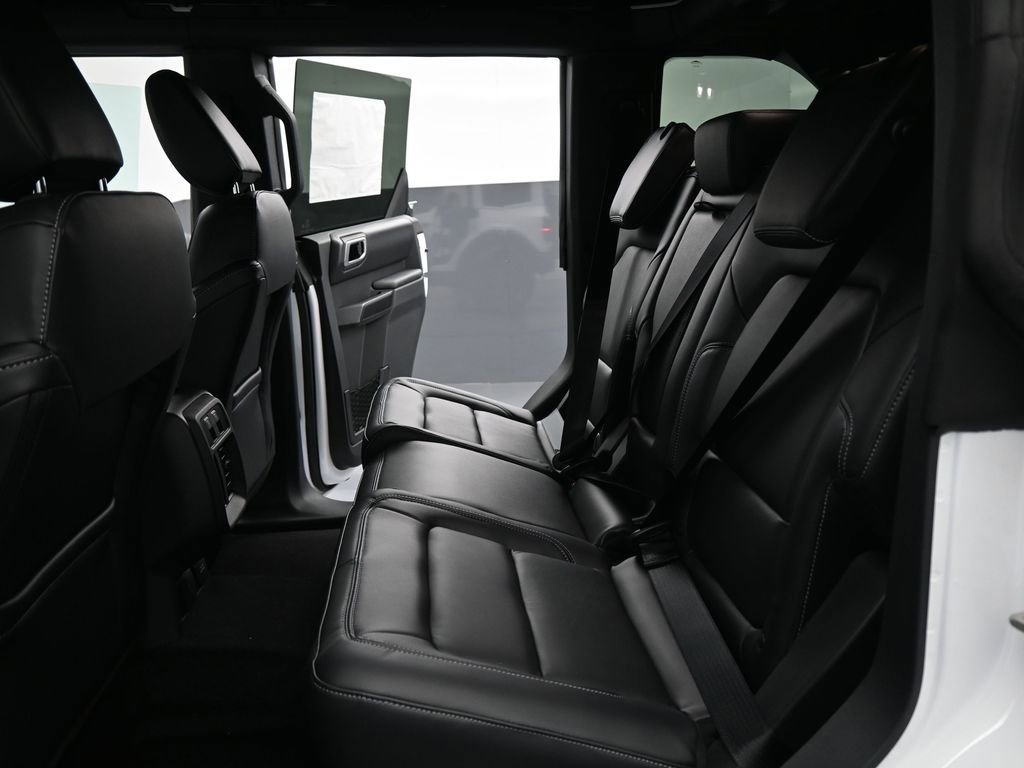 New 2026 Ford Bronco Outer Banks AWD/4WD image 17