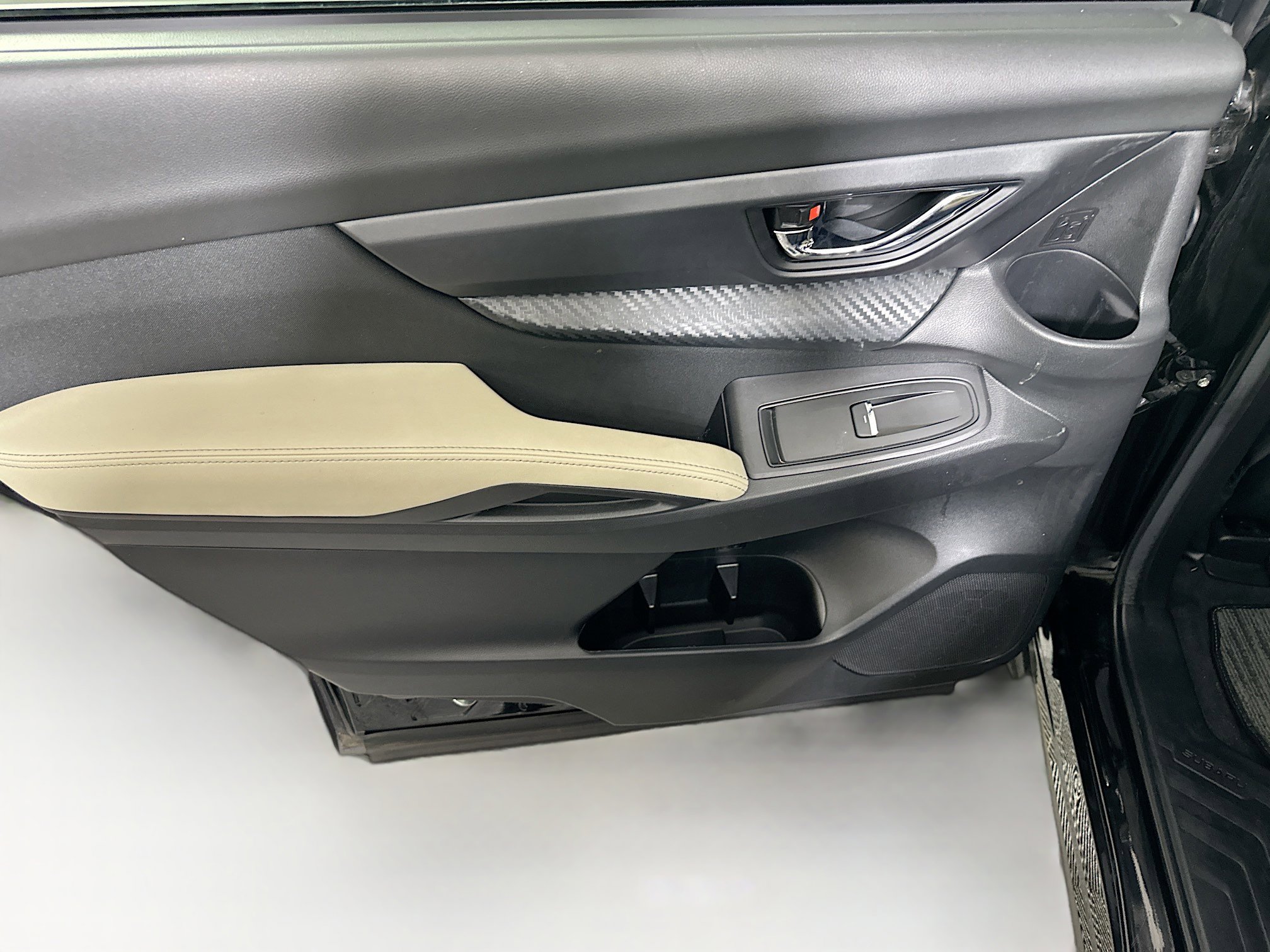 Used 2025 Subaru Ascent Premium image 25