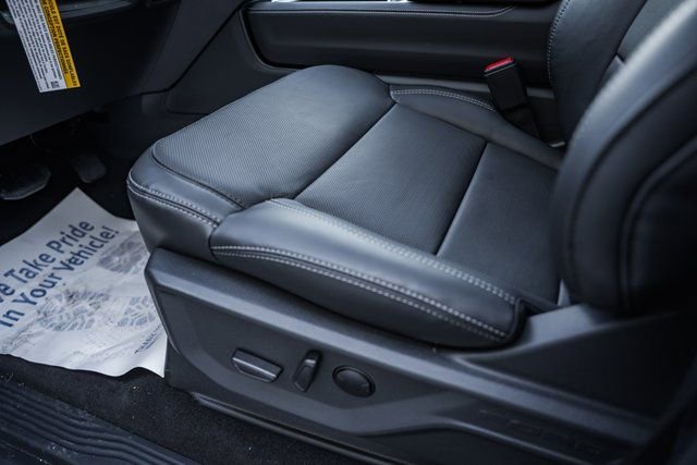 New 2026 Ford Expedition Platinum w/ Stealth Performance Package image 45