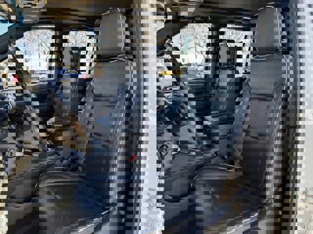 Used 2021 GMC Yukon SLT w/ SLT Premium Package image 28