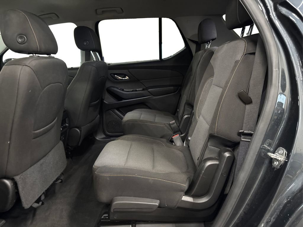 Used 2019 Chevrolet Traverse LT image 10