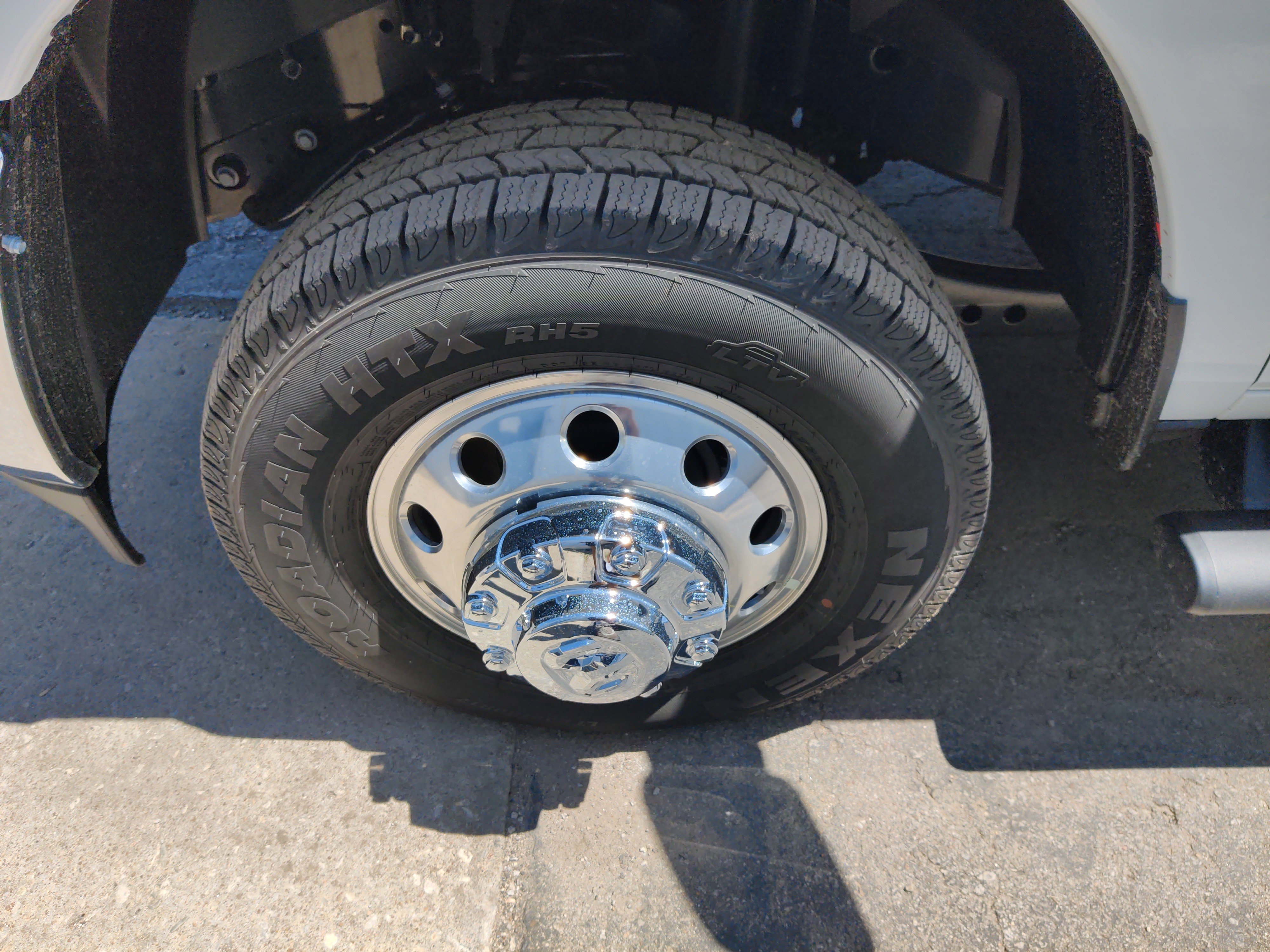 New 2025 RAM 3500 Tradesman image 9