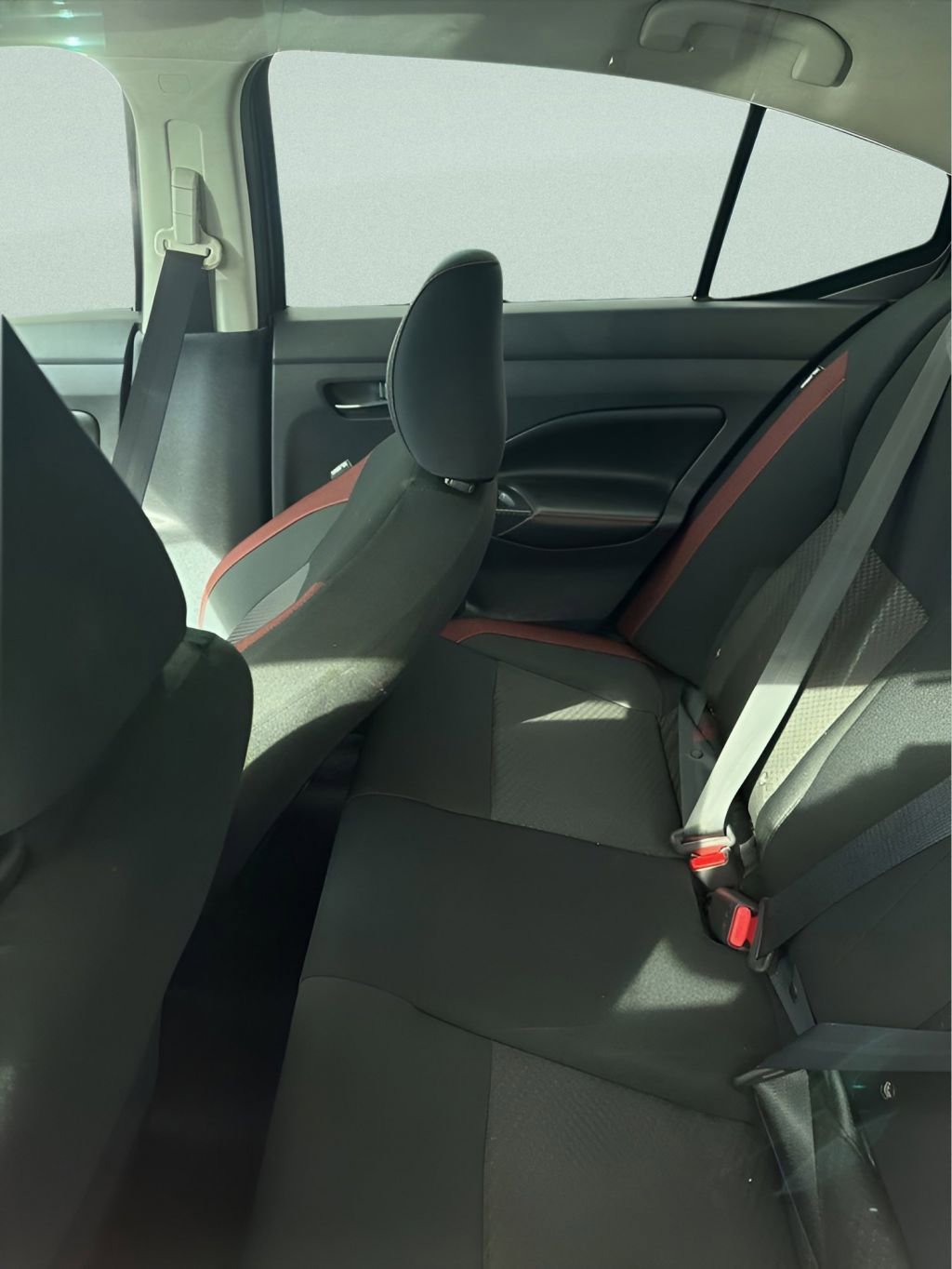 Used 2024 Nissan Versa SR w/ Trunk Package image 23