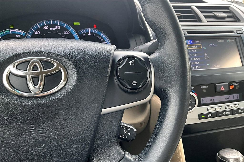 Used 2013 Toyota Camry XLE image 19
