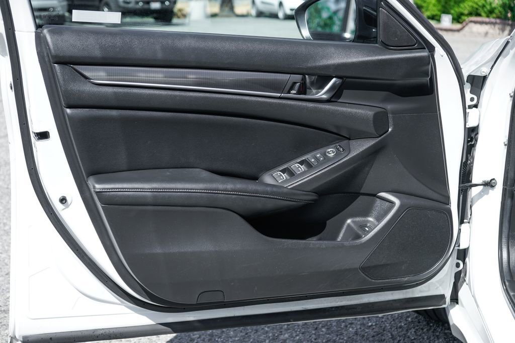 Used 2022 Honda Accord Sport image 14