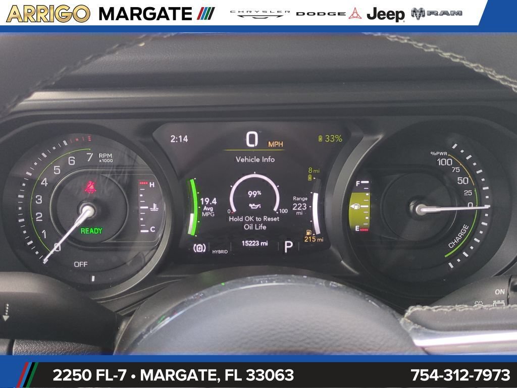 Used 2025 Jeep Wrangler Unlimited Sahara AWD/4WD image 28