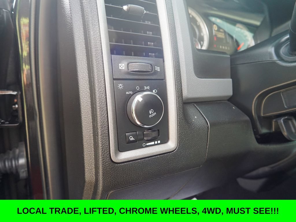 Used 2019 RAM 1500 Express w/ Express Value Package AWD/4WD image 17