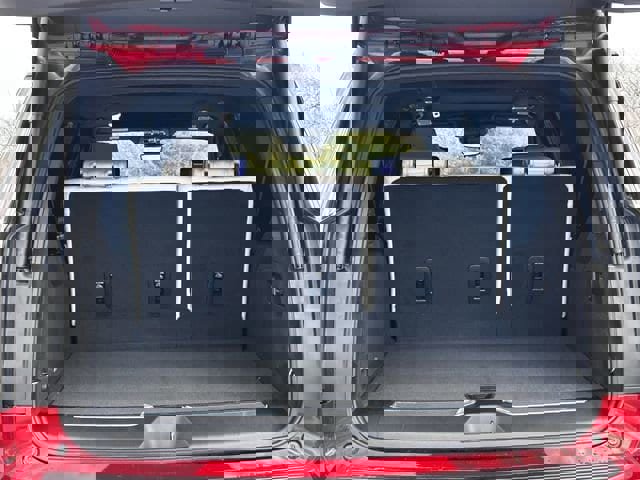 New 2026 Cadillac Escalade ESV Platinum Luxury w/ LPO, Floor Liner Package image 28