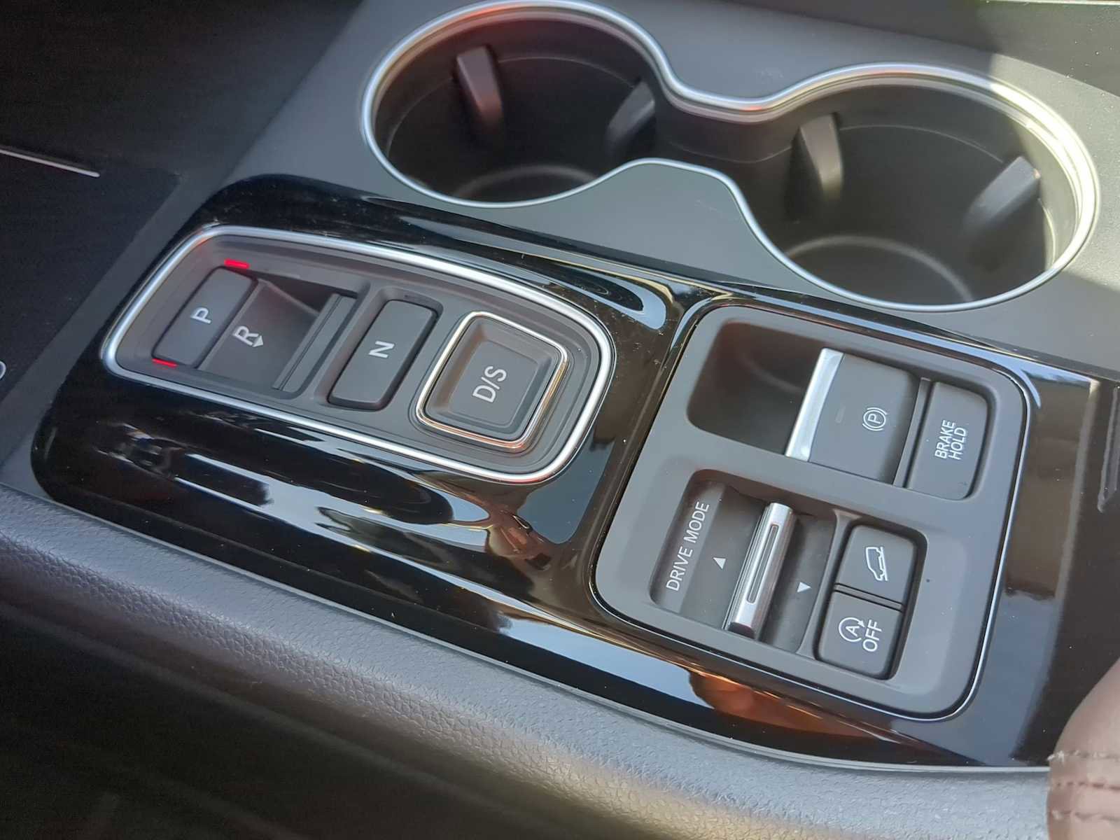 Used 2025 Honda Pilot Elite image 22