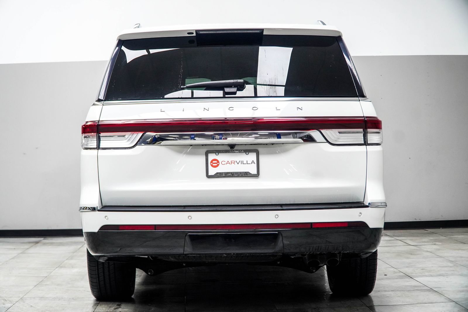 Used 2023 Lincoln Navigator Reserve AWD/4WD image 11