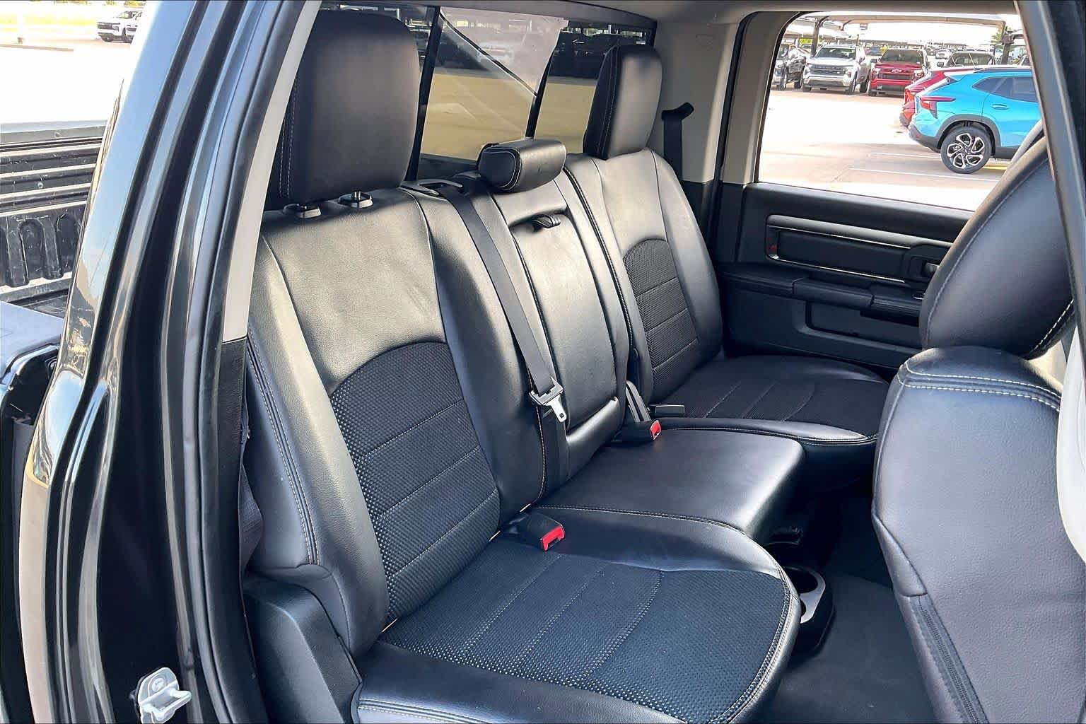 Used 2016 RAM 1500 Sport w/ Black Ram 1500 Sport Group image 18