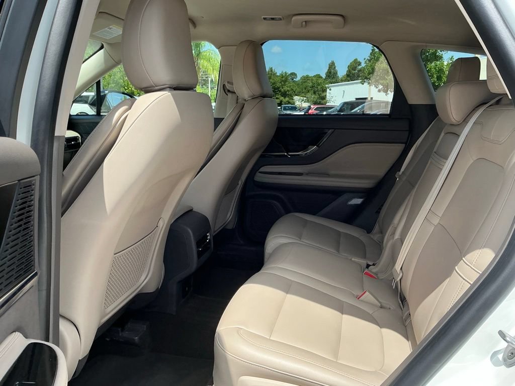 Used 2021 Lincoln Corsair FWD image 32