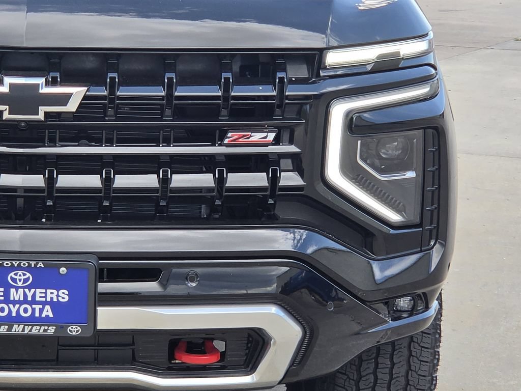 Used 2026 Chevrolet Tahoe Z71 w/ Z71 Off-Road Package AWD/4WD image 4