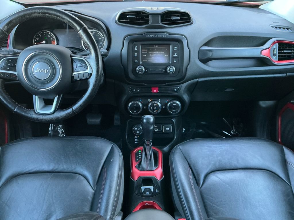 Used 2016 Jeep Renegade Trailhawk w/ Premium Trailhawk Package image 10