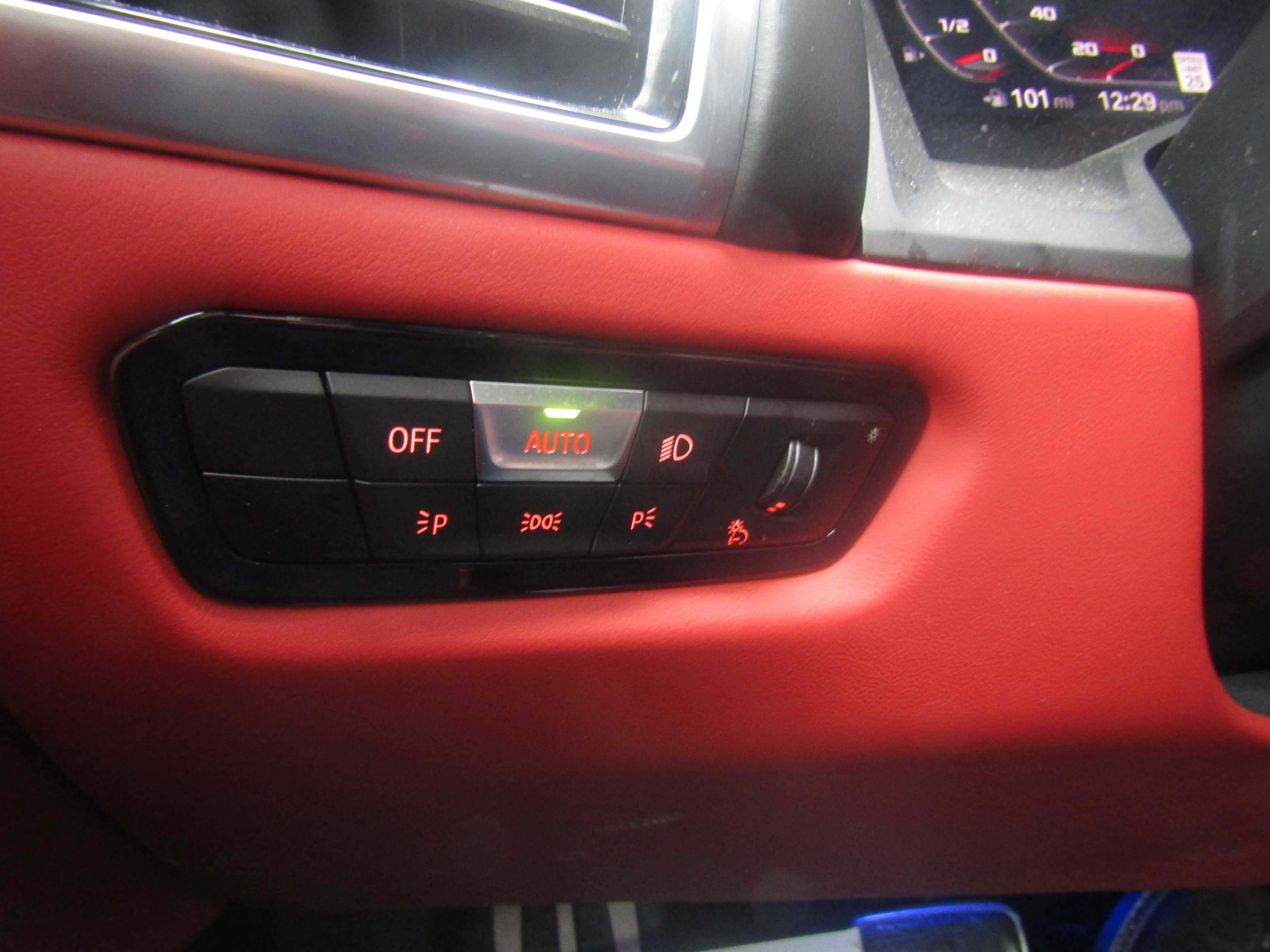 Used 2022 BMW M8 Competition image 13