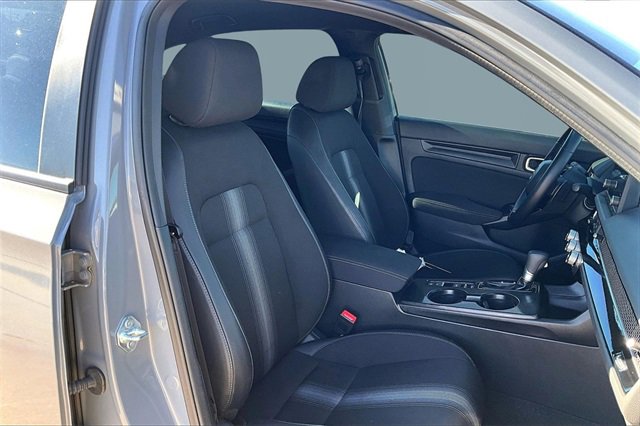Used 2025 Honda Civic Sport image 7