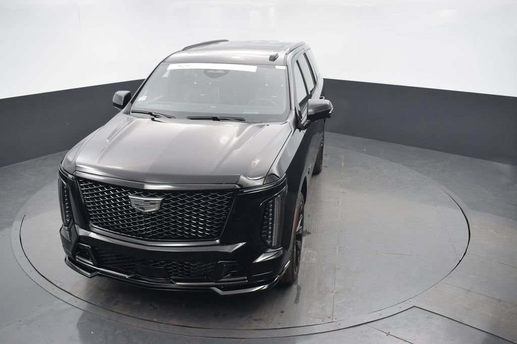 Certified 2025 Cadillac Escalade V w/ LPO, ONYX Package AWD/4WD image 47
