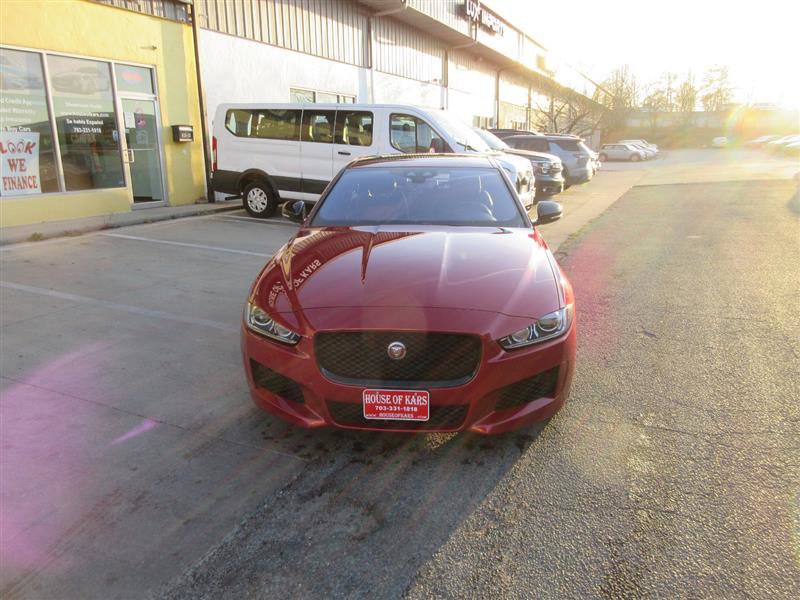 Used 2019 Jaguar XE Landmark Edition image 10