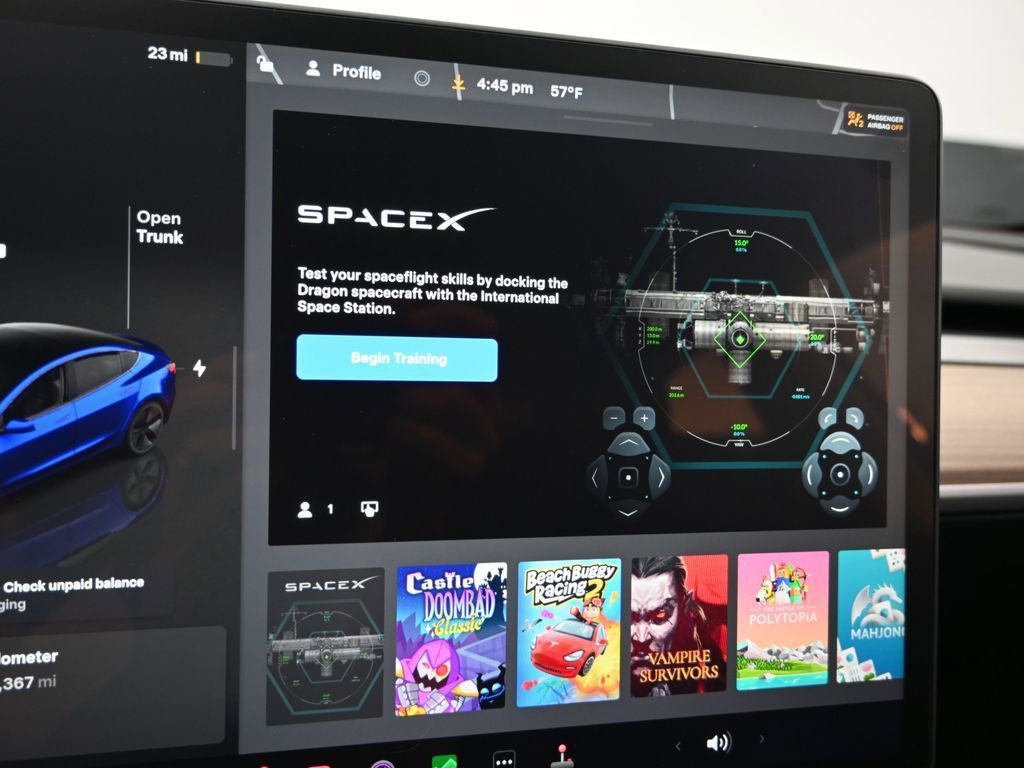 Used 2023 Tesla Model 3 Standard Range image 20