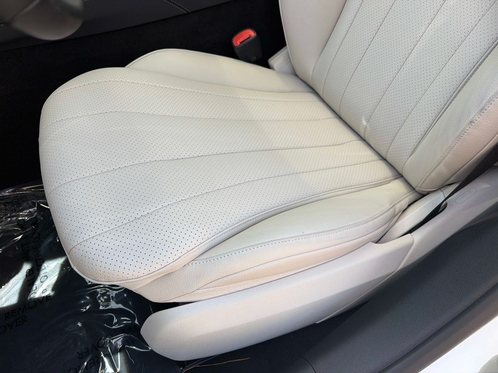 Certified 2026 Mercedes-Benz E 450 4MATIC Sedan image 18