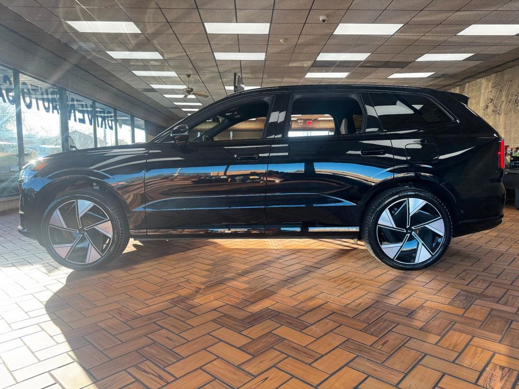 Used 2025 Volvo EX90 Plus image 5