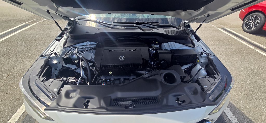 New 2026 Acura MDX w/ Technology Package FWD image 36