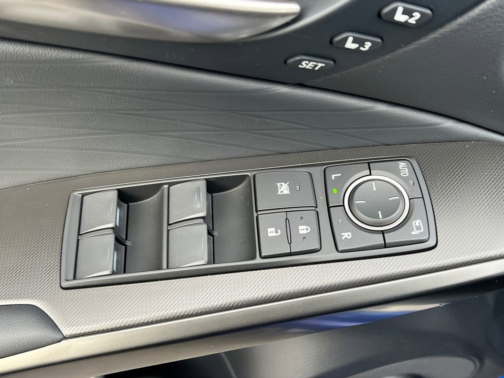 New 2025 Lexus IS 350 F Sport image 11
