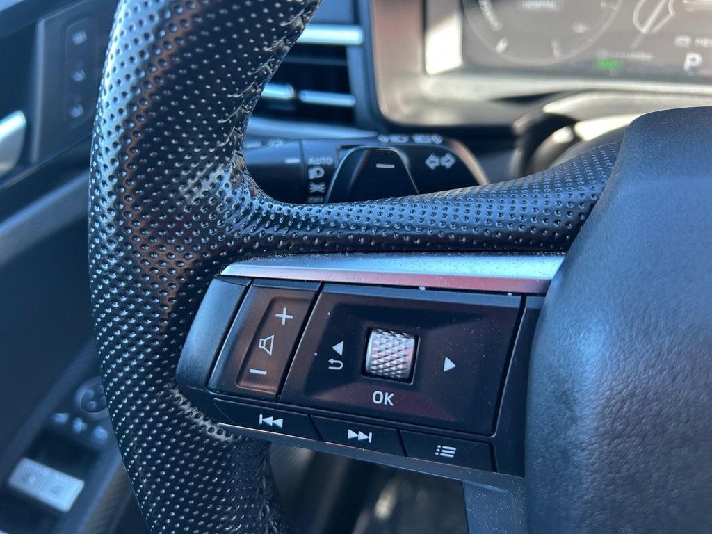 Used 2024 Mitsubishi Outlander SEL image 20