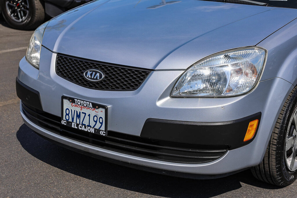 Used 2009 Kia Rio LX FWD image 14