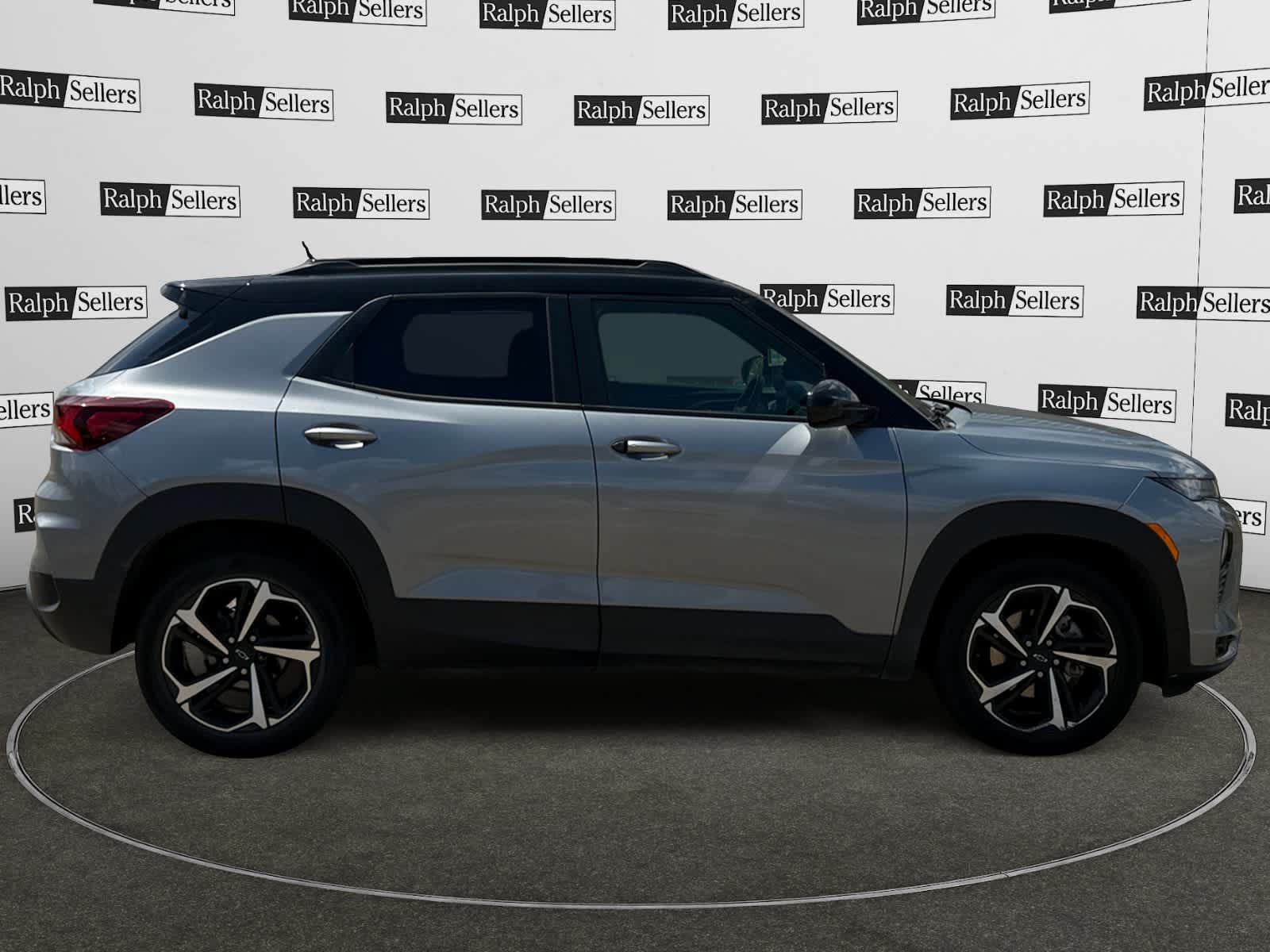 Used 2023 Chevrolet TrailBlazer RS w/ Convenience Package FWD image 7
