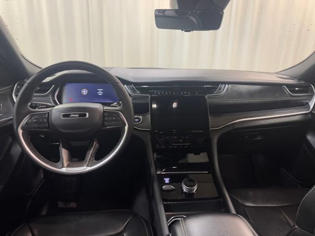 Used 2024 Jeep Grand Cherokee L Limited w/ Luxury Tech Group II AWD/4WD image 32