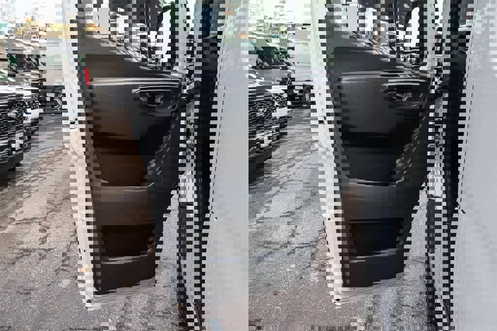 Used 2023 Mercedes-Benz Sprinter 1500 image 24