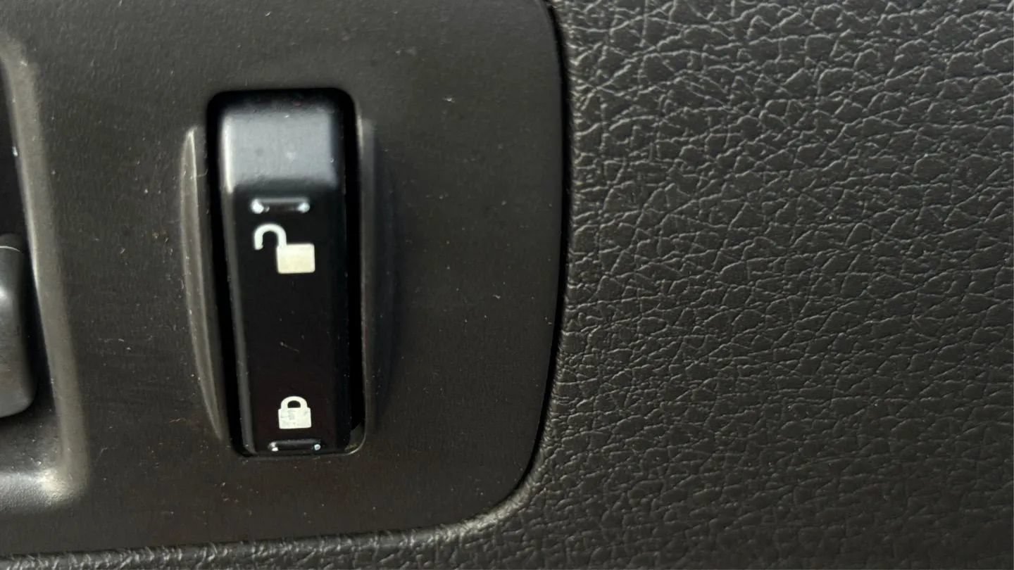 Used 2006 Ford Mustang GT Premium RWD image 33
