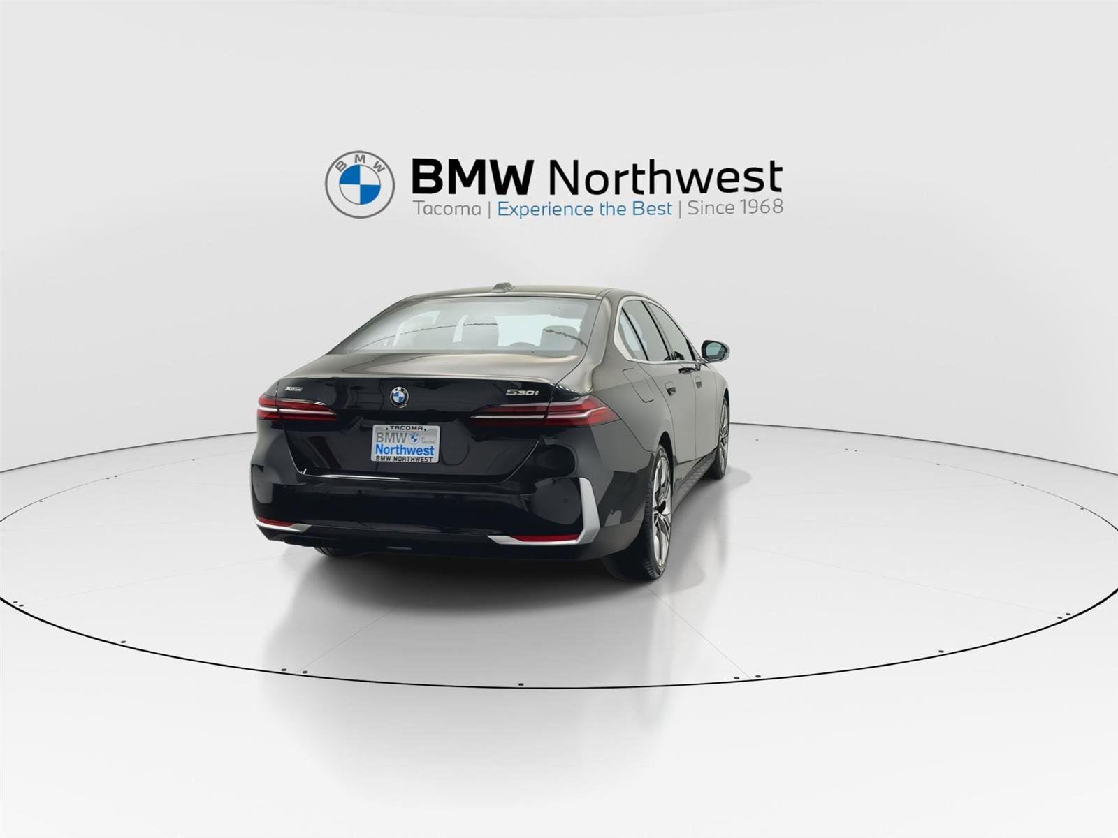 New 2026 BMW 530i xDrive w/ Premium Package image 2