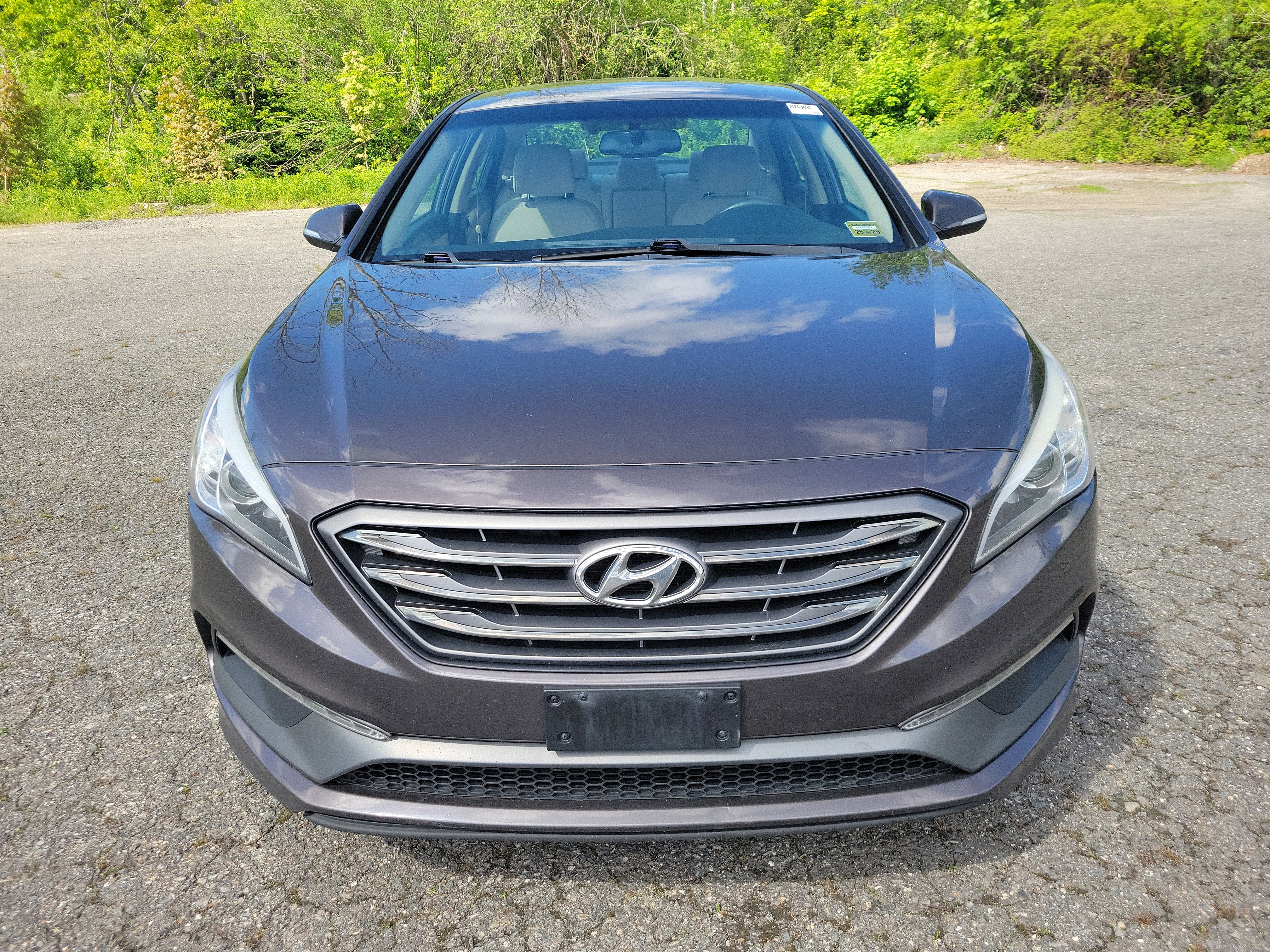 Used 2017 Hyundai Sonata Sport FWD image 2