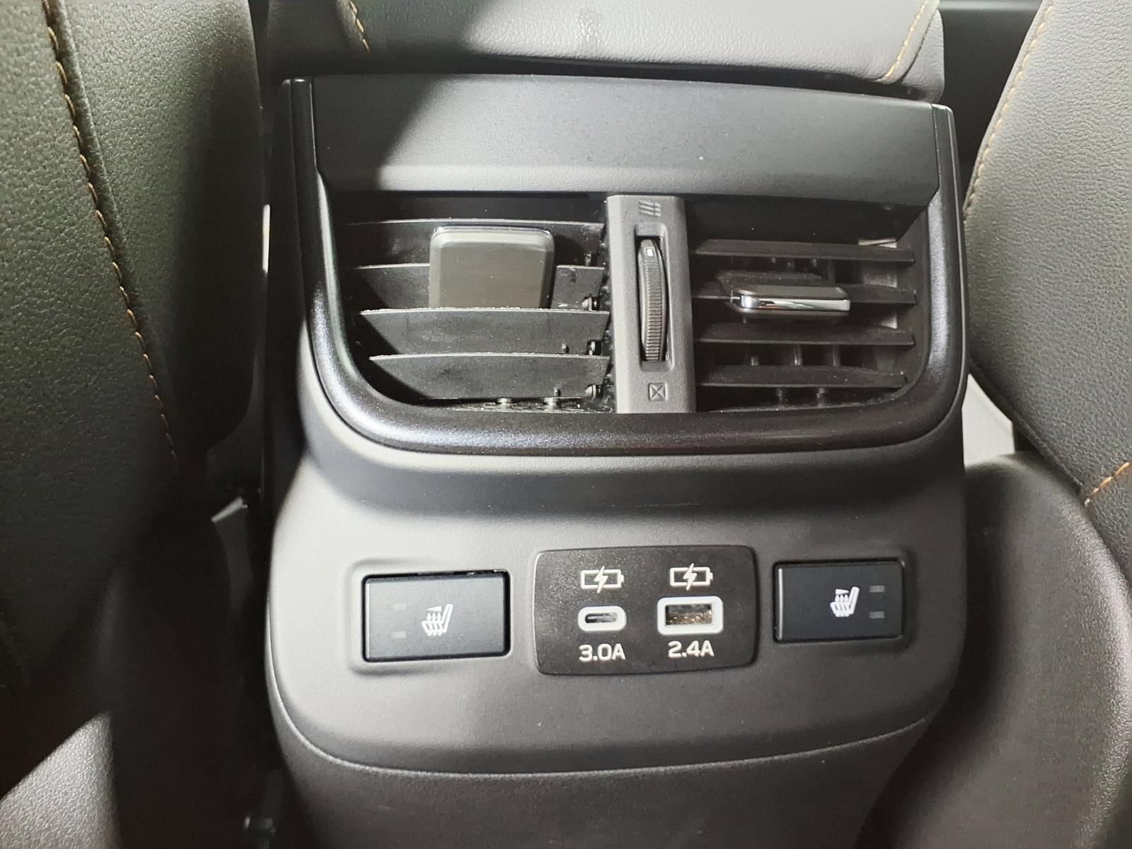 Used 2025 Subaru Outback Wilderness AWD/4WD image 12
