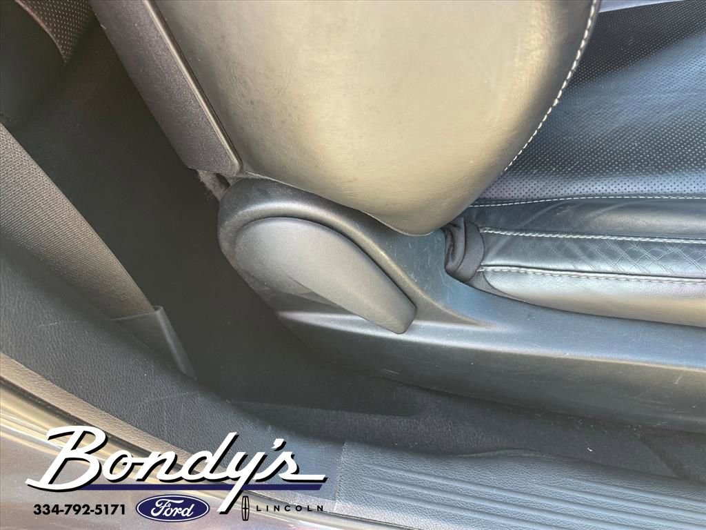 Used 2019 Dodge Challenger SXT w/ Plus Package image 21