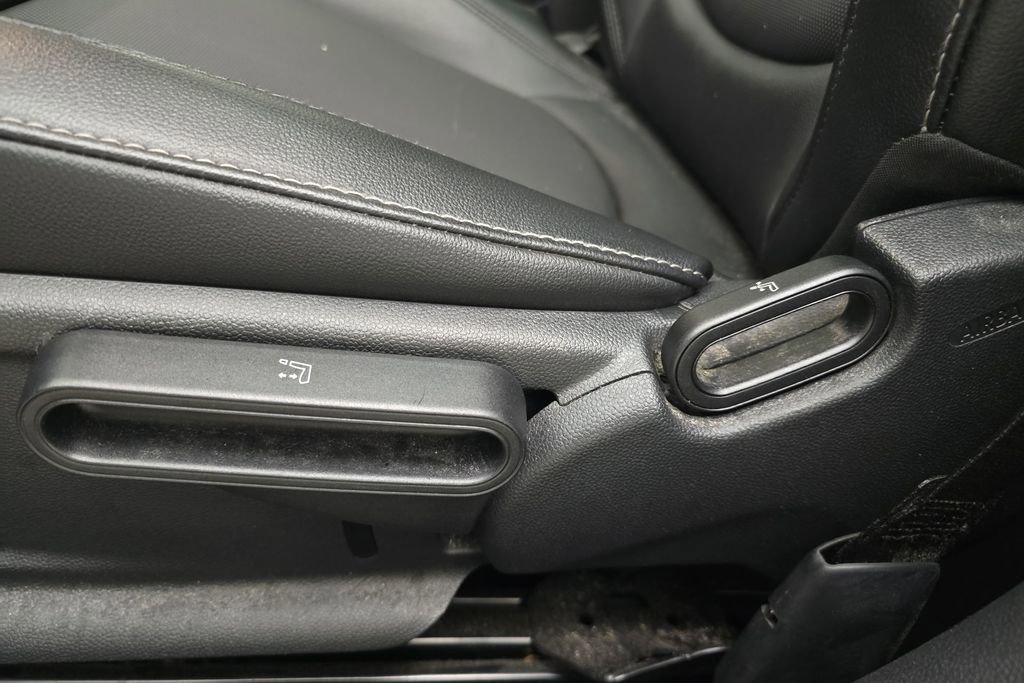 Used 2017 MINI Cooper Clubman S image 13