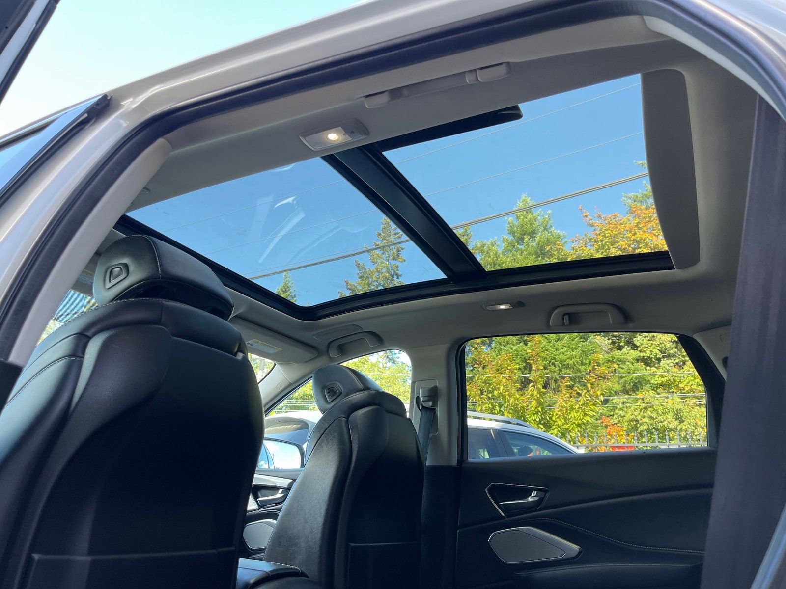 Used 2020 Acura RDX w/ Technology Package image 18