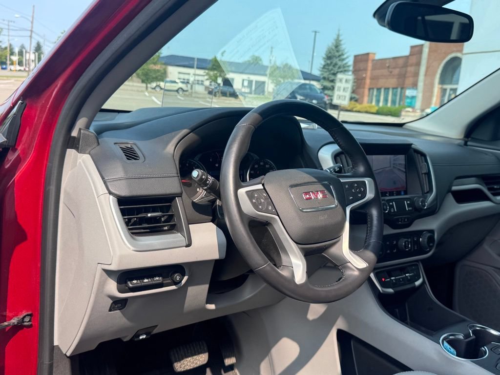 Used 2022 GMC Terrain SLT w/ Tech Package AWD/4WD image 9