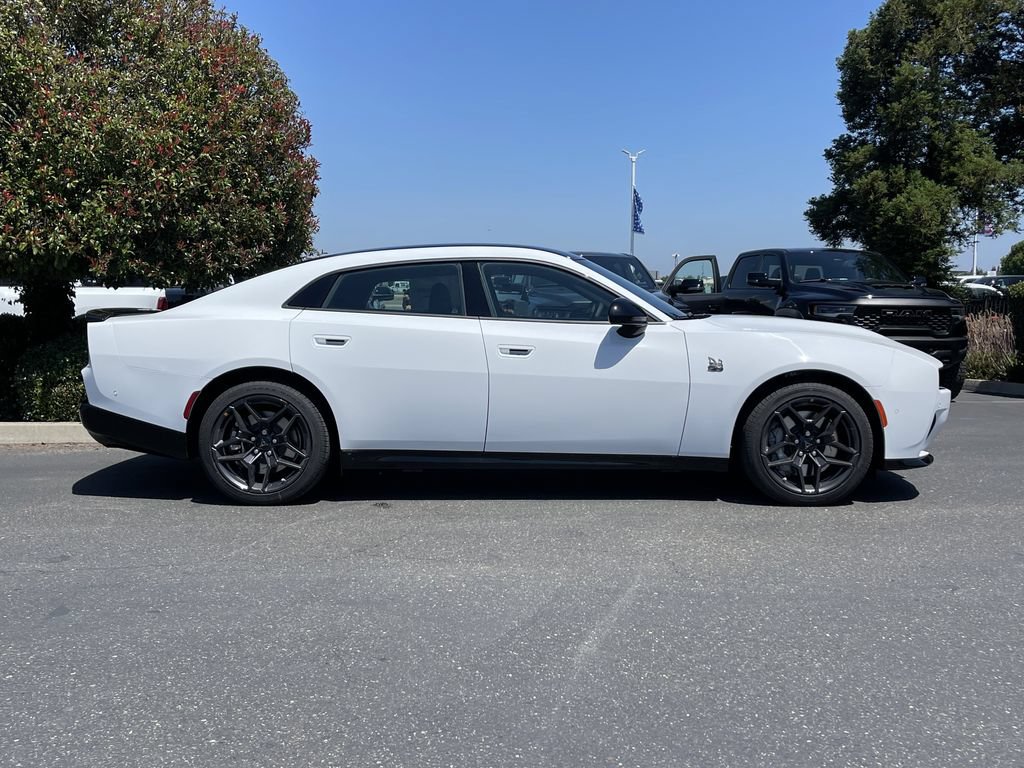 New 2026 Dodge Charger R/T w/ Blacktop Package AWD/4WD image 6