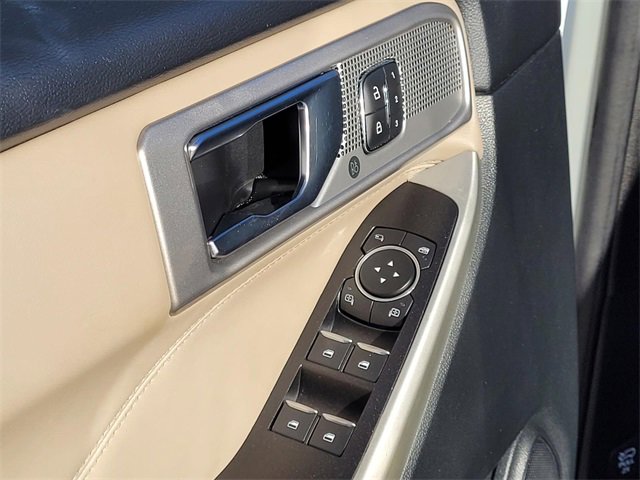 Used 2021 Ford Explorer Limited w/ Equipment Group 301A image 17