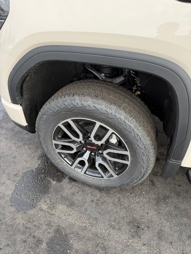 New 2026 GMC Sierra 1500 AT4 w/ AT4 Premium Package image 6