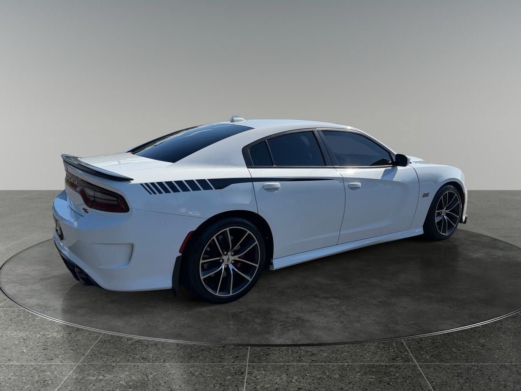 Used 2018 Dodge Charger R/T Scat Pack RWD image 9