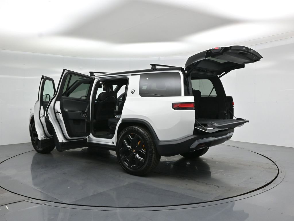 Used 2024 Rivian R1S Adventure AWD/4WD image 33