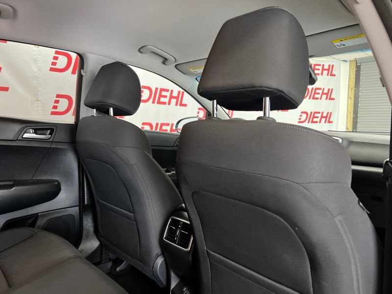 Certified 2022 Kia Sportage LX FWD image 11