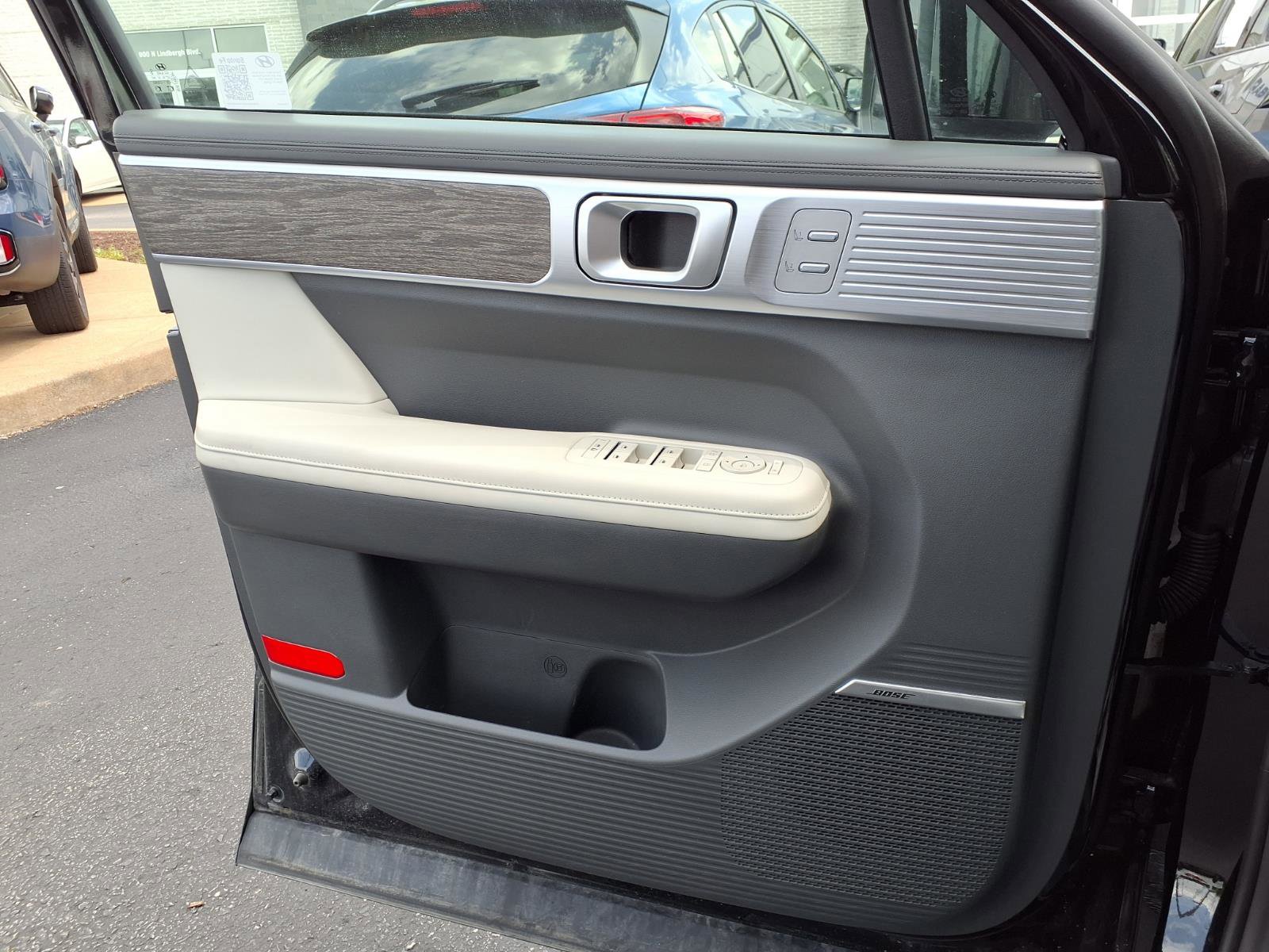 Used 2024 Hyundai Santa Fe Limited image 22