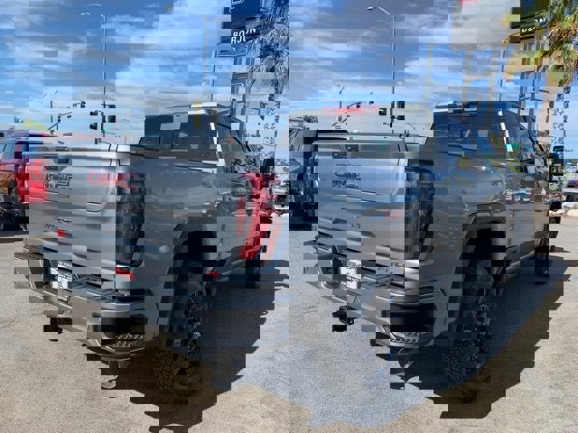 New 2025 GMC Sierra 2500 AT4 w/ AT4 Preferred Package image 6