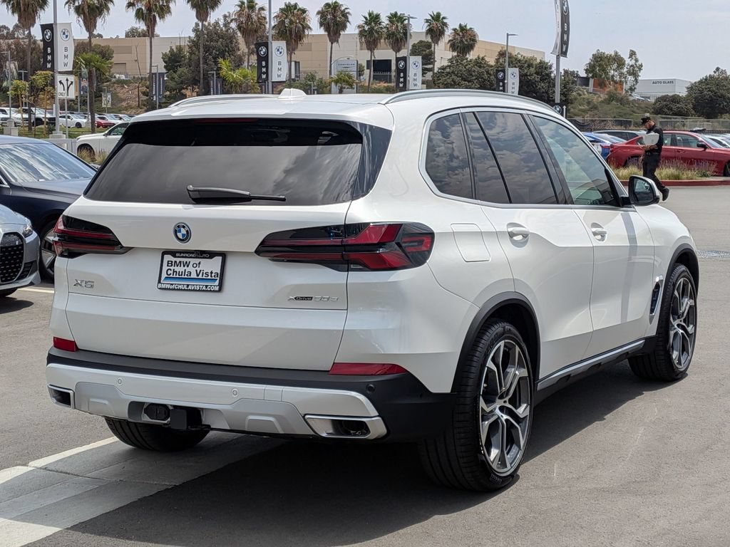 New 2026 BMW X5 xDrive50e w/ Executive Package AWD/4WD image 6